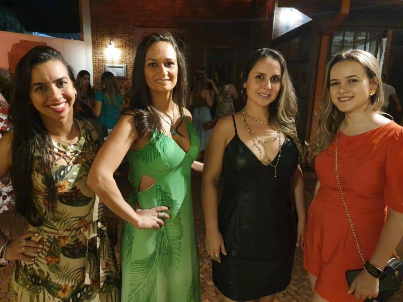 Fernanda Bonato, Taty Nicolau,  Marina  Alves, Thaís Almeida