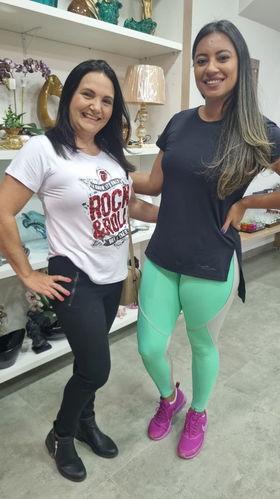 Flávia Hespanhol, Deise Moreira