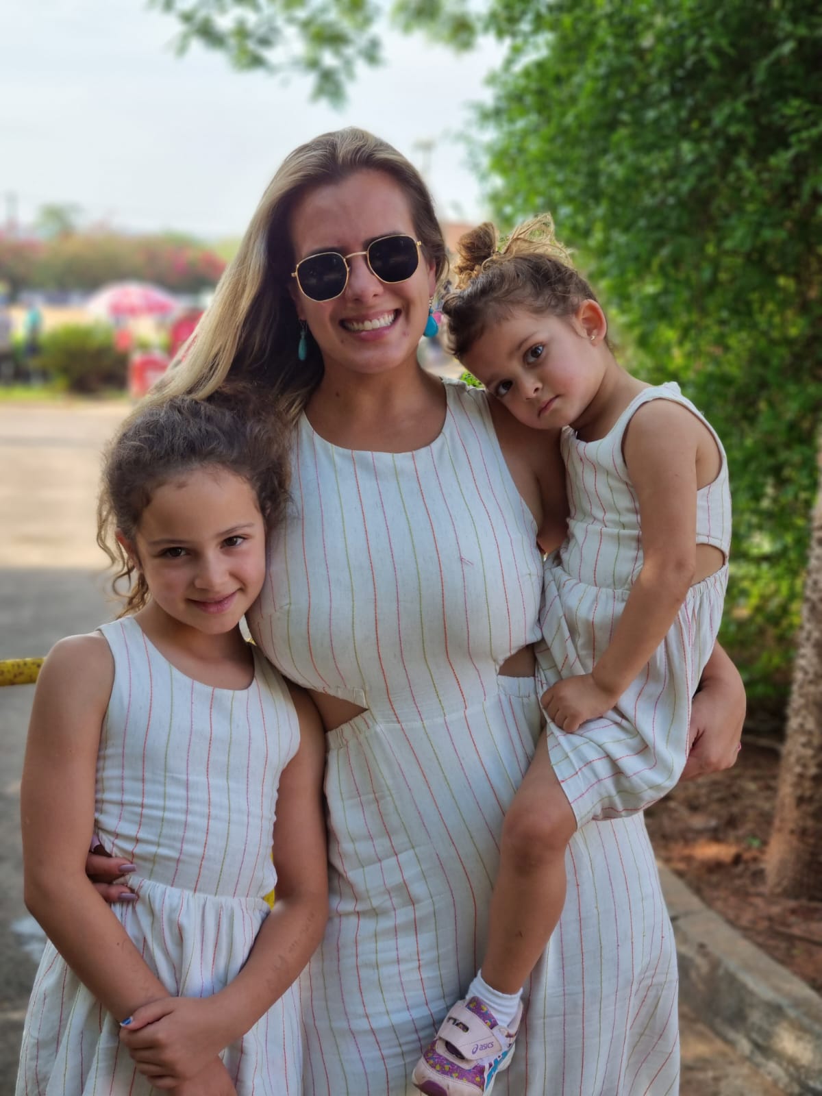 Alice, Maria Rosa e Mariana Moraes Capovila