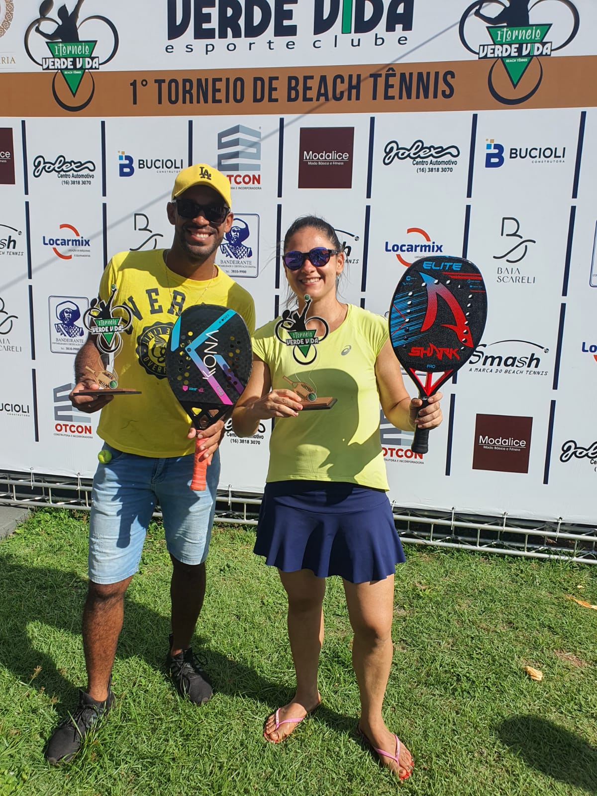 Noara  Faria Peres, Vinicius Barrella, Prêmio  mista  B