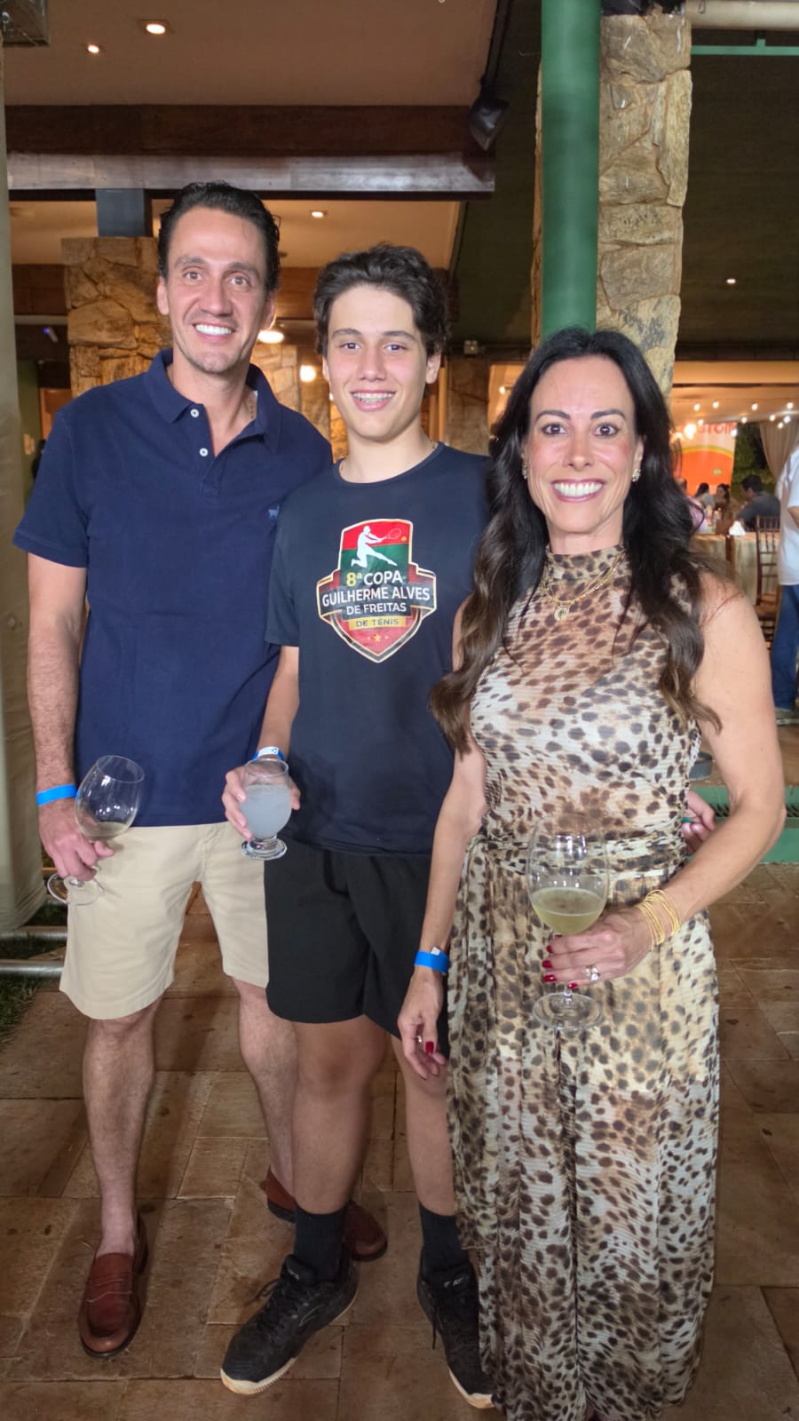 Matheus, Felipe e Marcela de Guimarães Cardoso