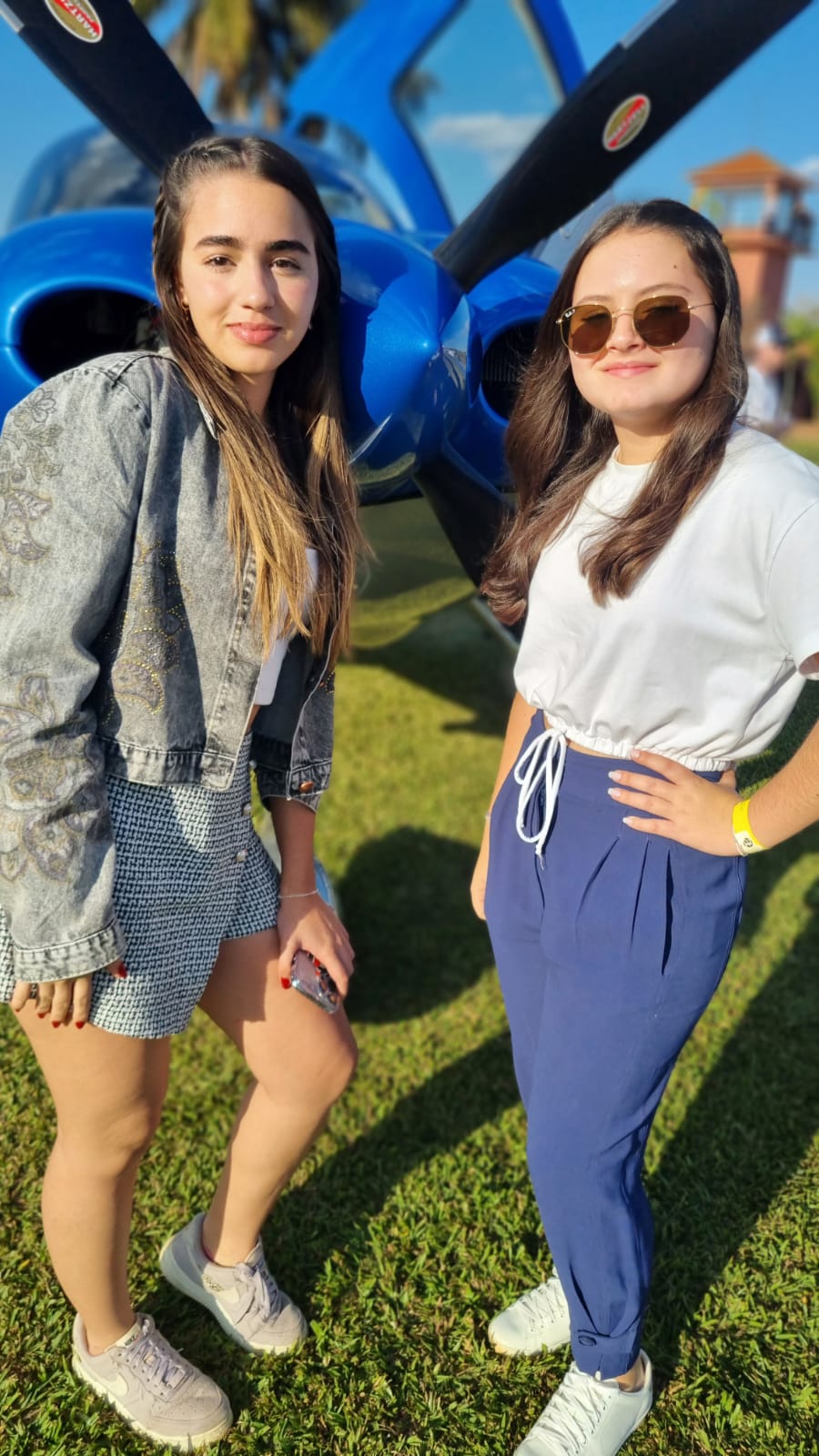 Helena Junqueira, Victória Junqueira Figueiredo