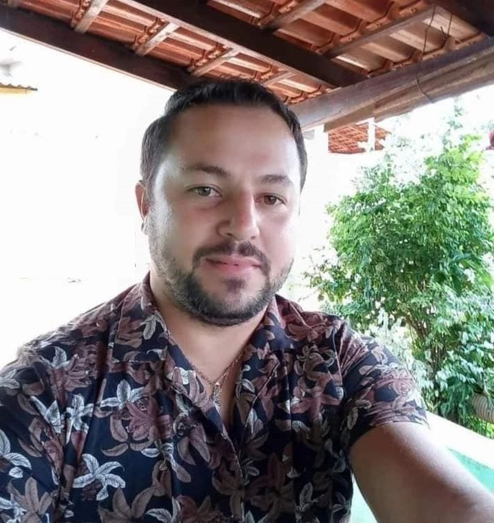 Thiago Teixeira da Silva Nascimento, 35 anos, nascido em Passos. Será enterrado em São José da Barra.