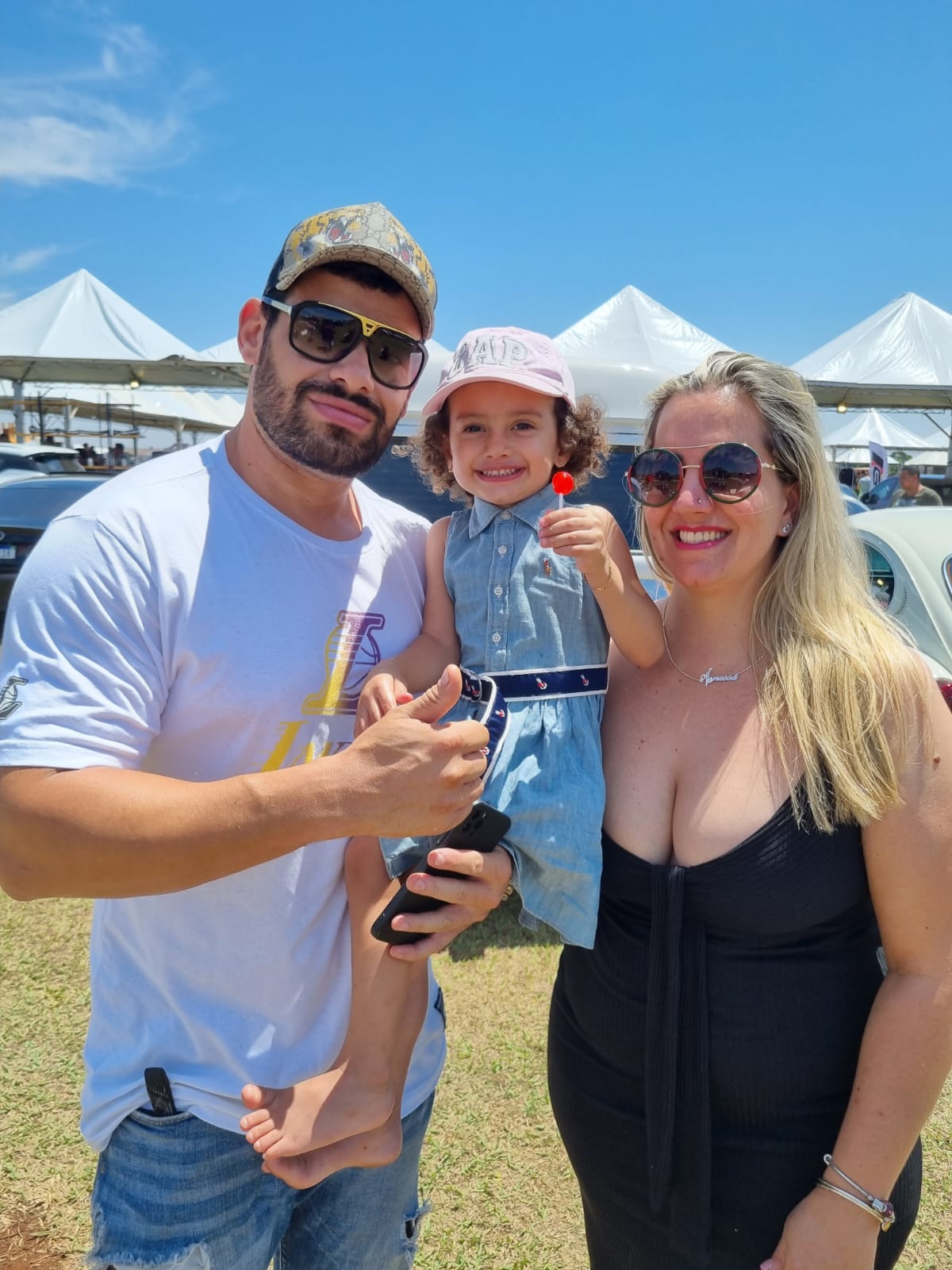 Luna,   Vanessa  e Marcos  Araújo